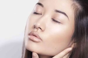 How to Achieve a Glass Skin Look
